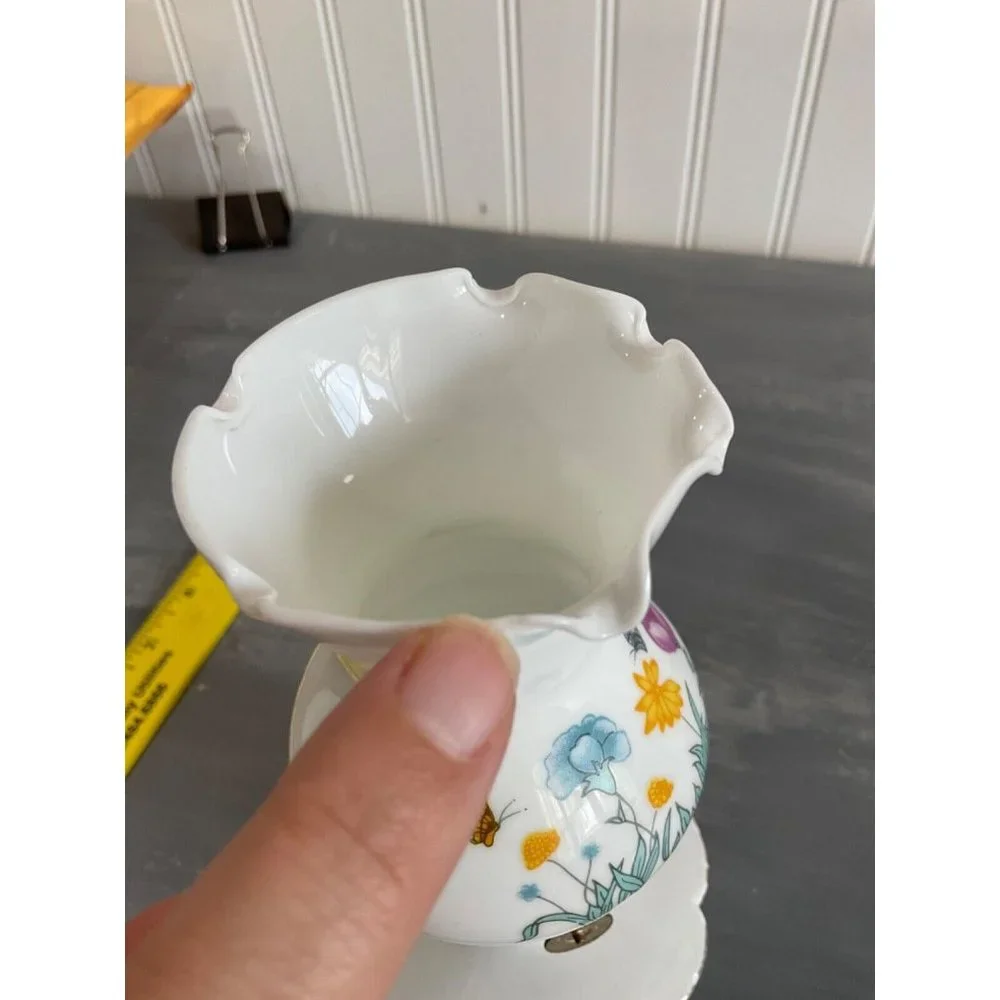 N/A vintage white